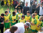 Locmaria reçoit ses récompenses (vainqueur Tournoi Benjamins)